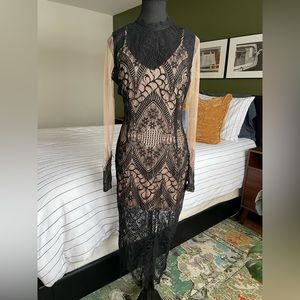 A.Peach black lace midi dress in EUC. Size L.